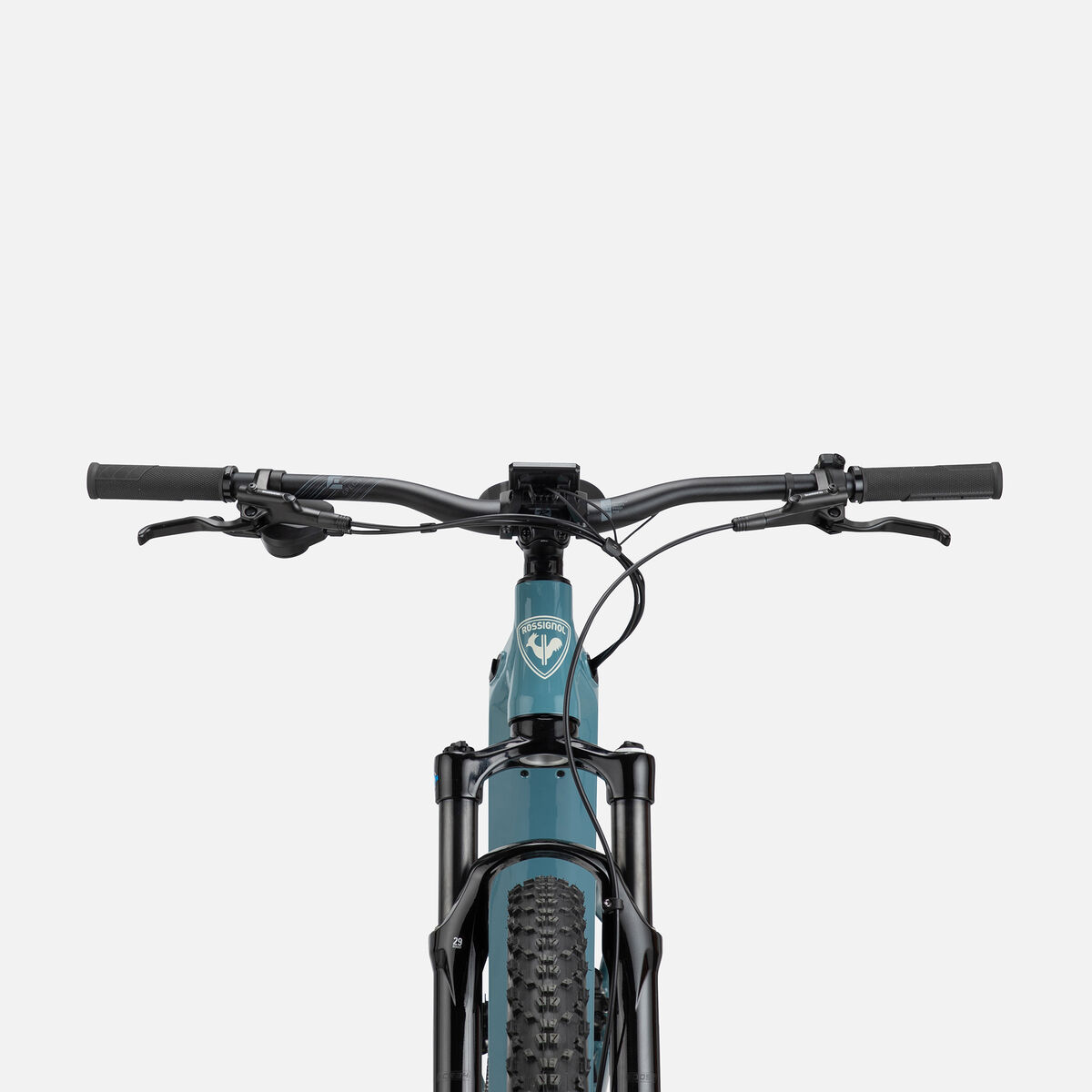 RMM5011M_E-TRACK_29_CUES_9_RGB72DPI_04 RMM5011M_E-TRACK_29_CUES_9_RGB72DPI_04